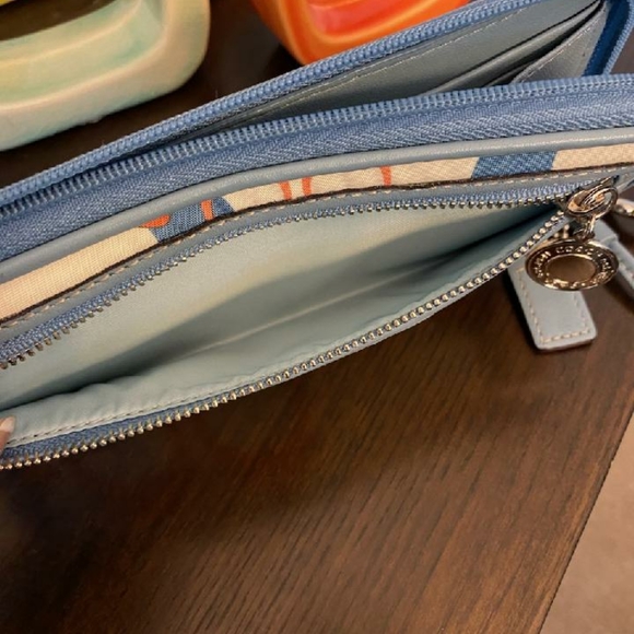 **SOLD**Coach Signature Optic Butterfly Wallet - Picture 6 of 10